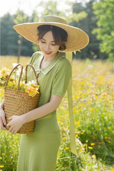 男生女生一起愁愁愁app下载地址视频在线观看